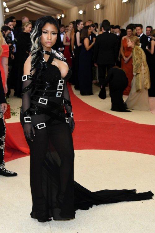     Met Gala 2016