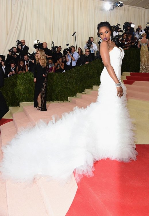     Met Gala 2016