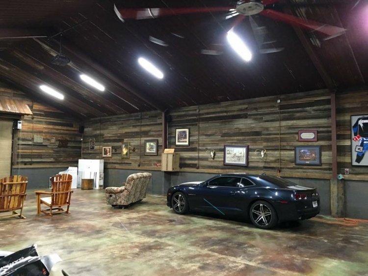    The Barn