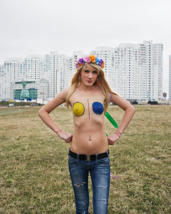  Femen    