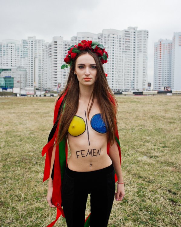  Femen    