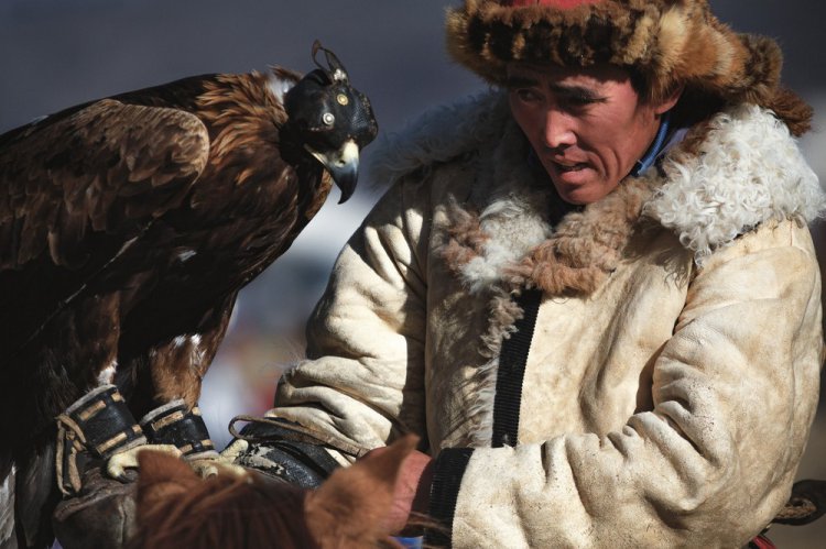       Golden Eagle Festival