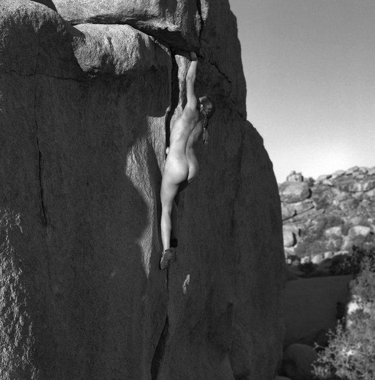   Stone Nudes 2017