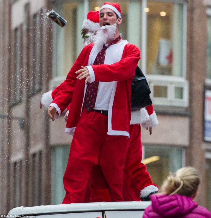  Santacon  