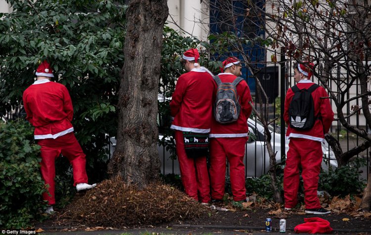  Santacon  