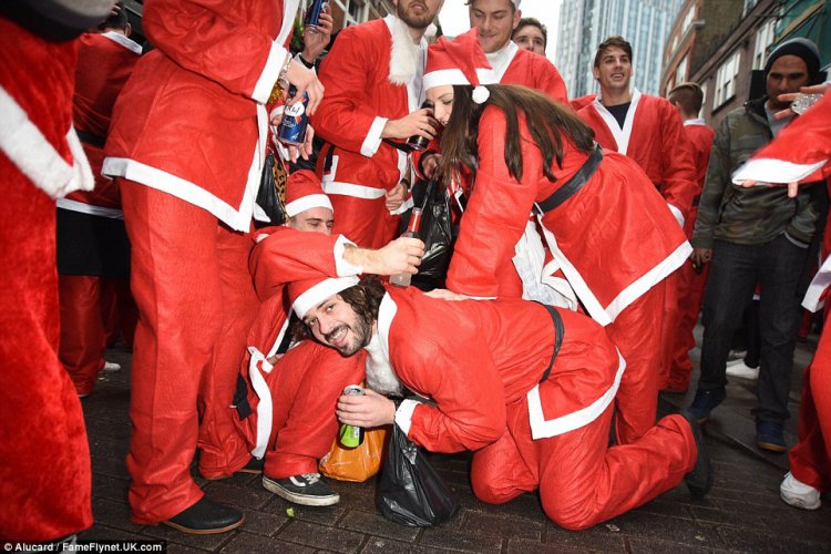  Santacon  