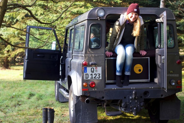     Land Rover Defender