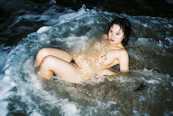   Ren Hang