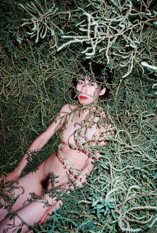   Ren Hang